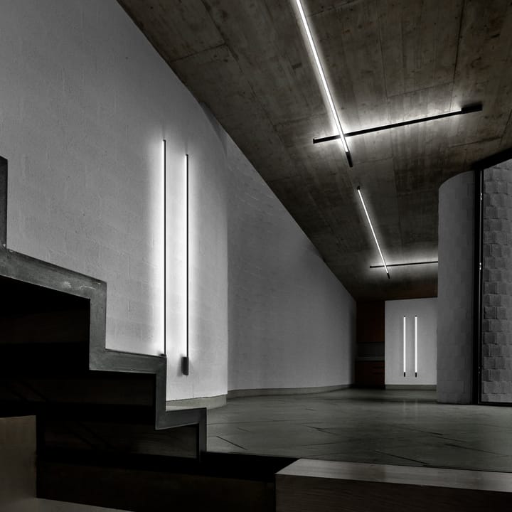 Stripe vegglampe, black 2000 Light-Point