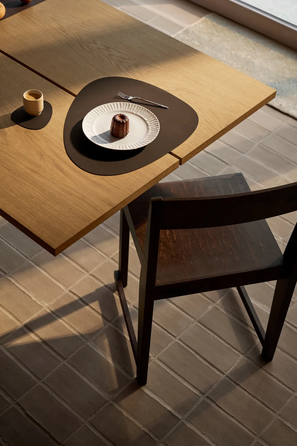 Corduroy bordbrikke curve L, Hazel LIND DNA