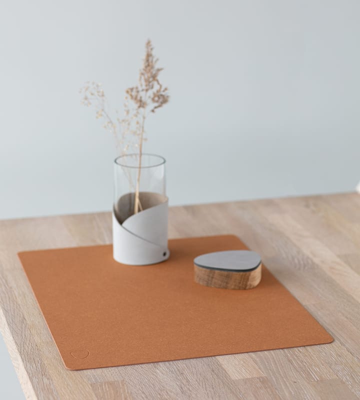 Core spisebrikke square L  - Flecked nature - Lind DNA
