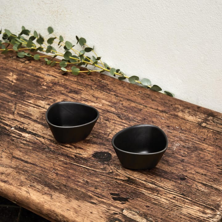Curve Stoneware skål 2-stk., Svart LIND DNA