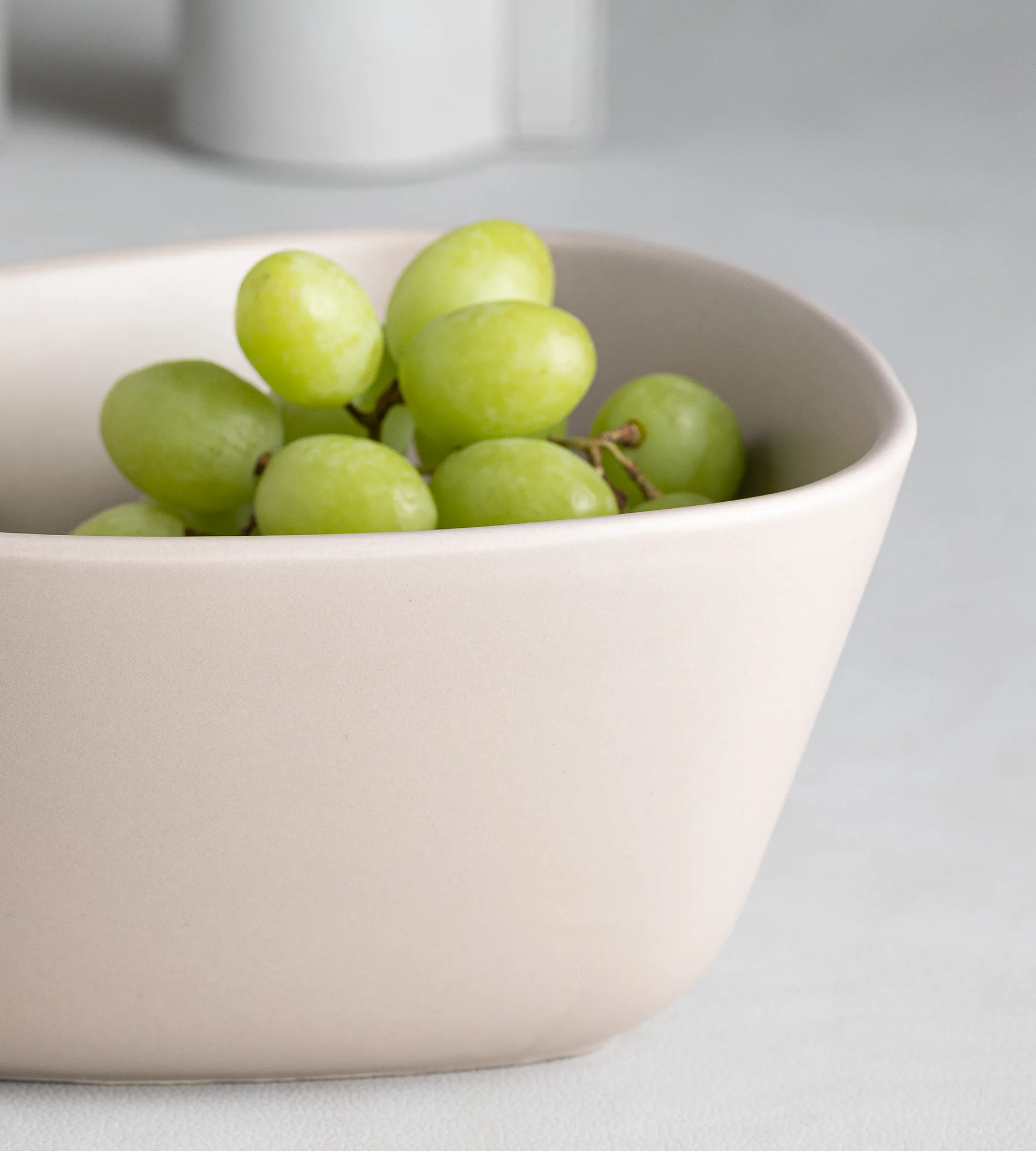 Curve Stoneware skål M 20x22 cm, Sand LIND DNA