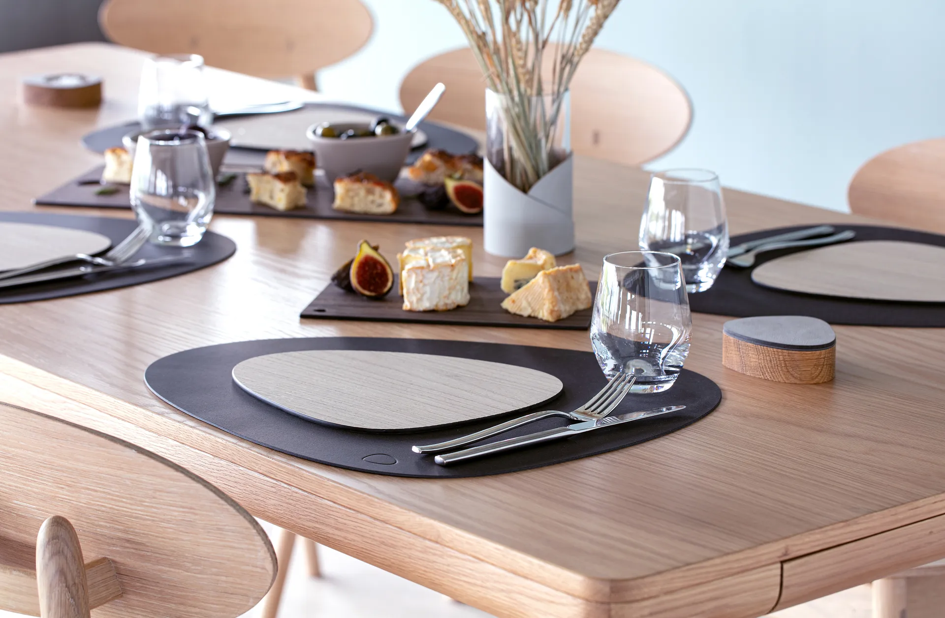 Cut & Serve curve skjærefjøl S, Ask LIND DNA