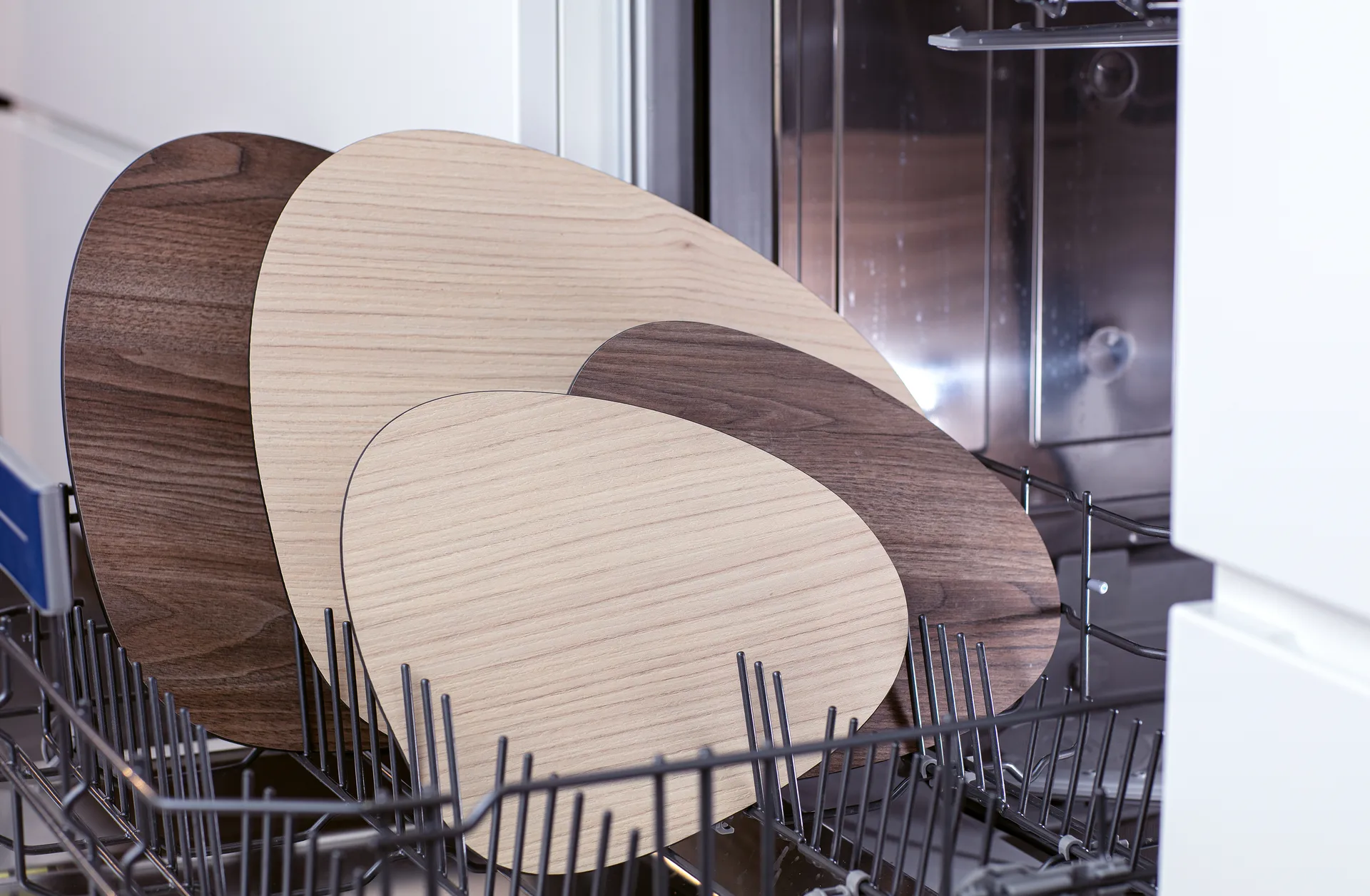 Cut & Serve curve skjærefjøl S, Ask LIND DNA