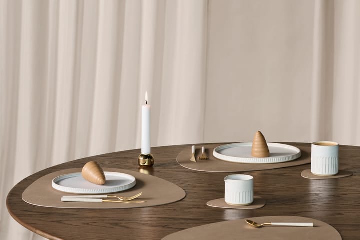 Nupo bordbrikke curve, Nougat LIND DNA