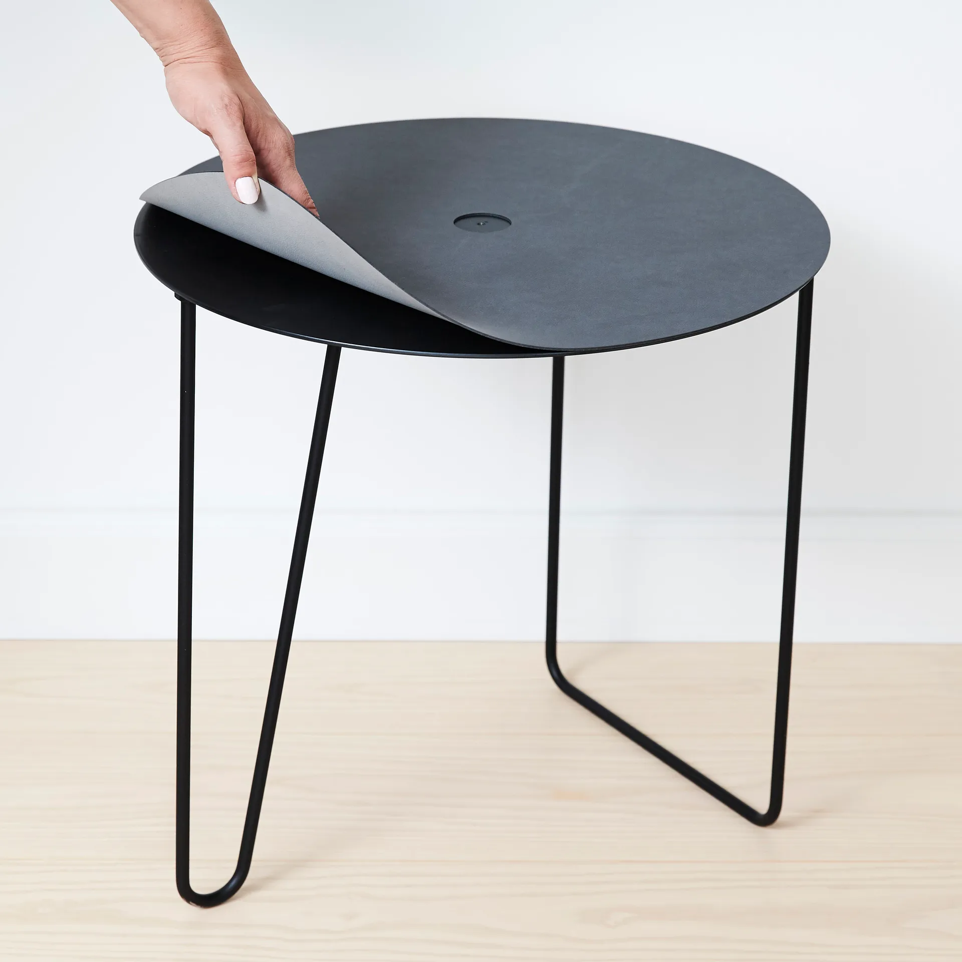 Turntable Nupo sidebord L, Anthracite-light grey LIND DNA