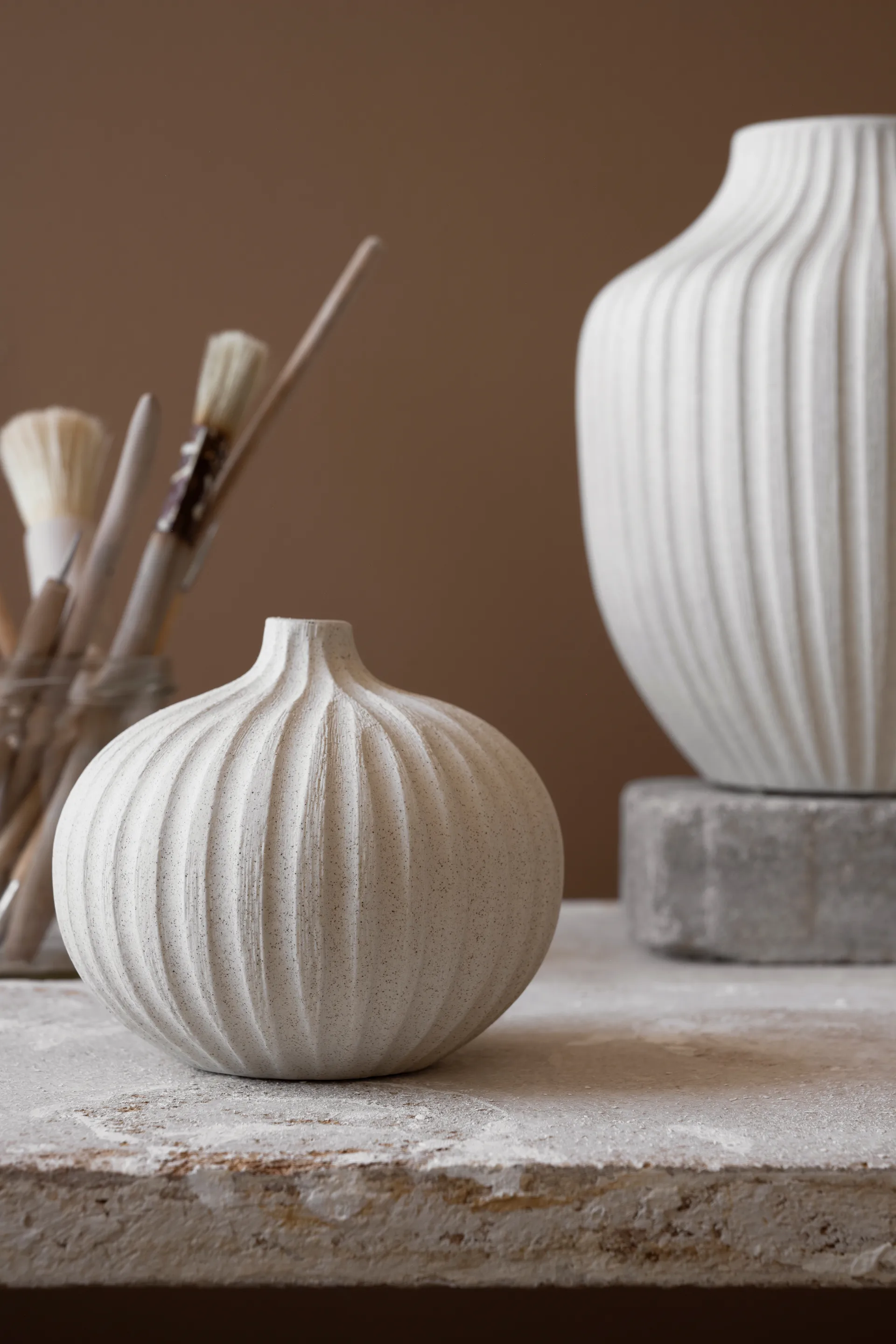 Bari vase, Sand white light line, L Lindform