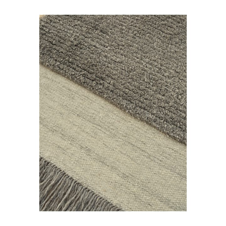 Humble Act ullteppe 200 x 300 cm, Stone Linie Design