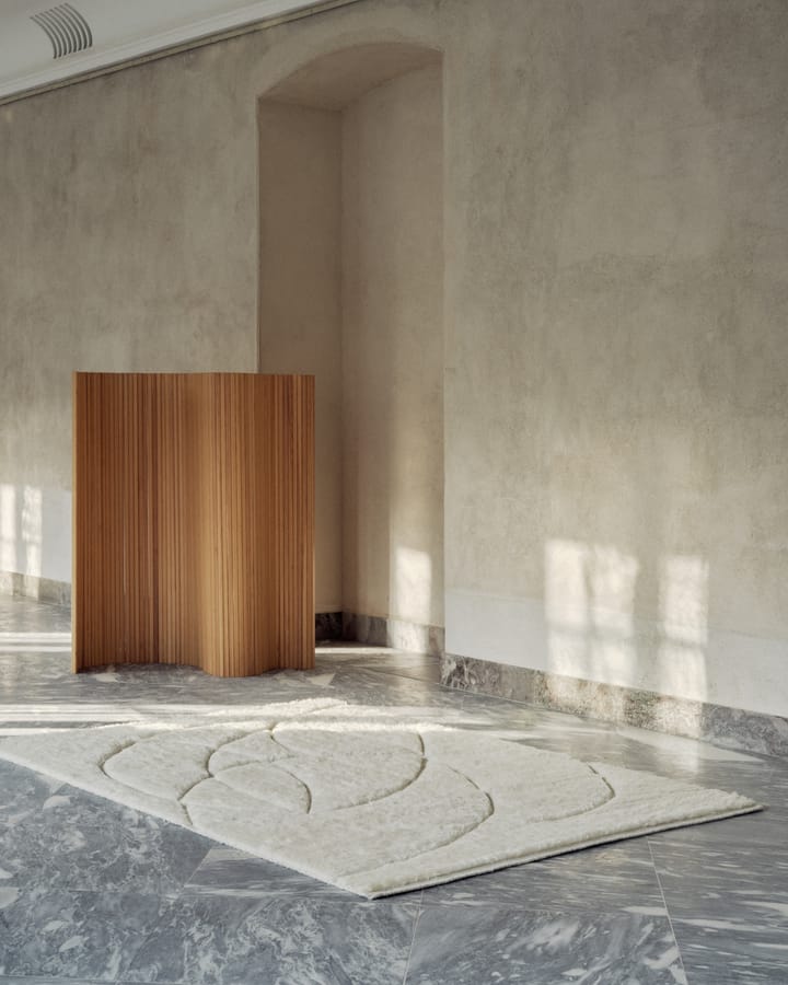 Lineal Sweep ullteppe, White, 140 x 200 cm Linie Design