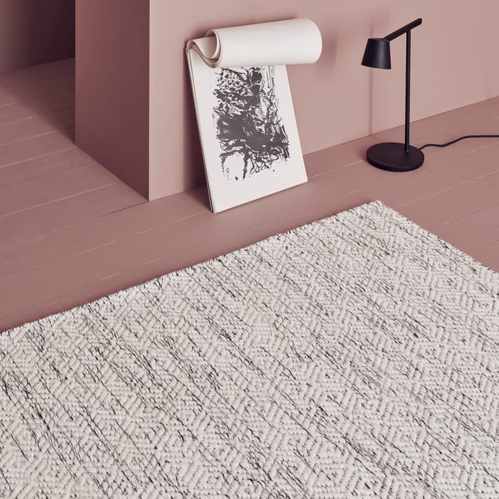 Nyoko ullteppe 250x350 cm, White Linie Design
