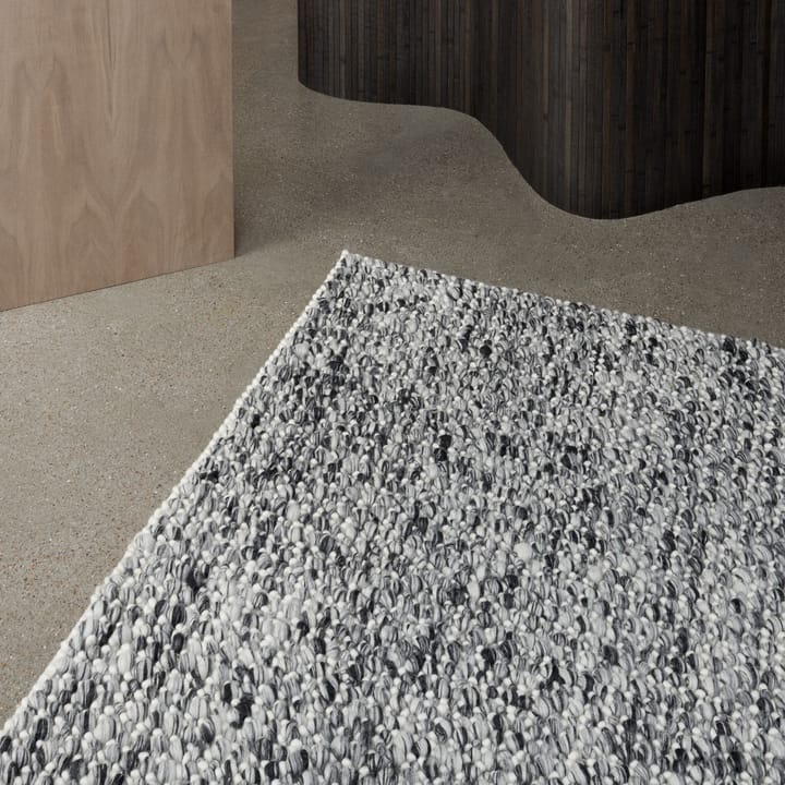 Sigri teppe 140x200 cm - Charcoal - Linie Design