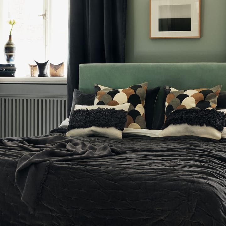 Paolo sengeteppe 260x270 cm - Mörk kolgrå - Linum