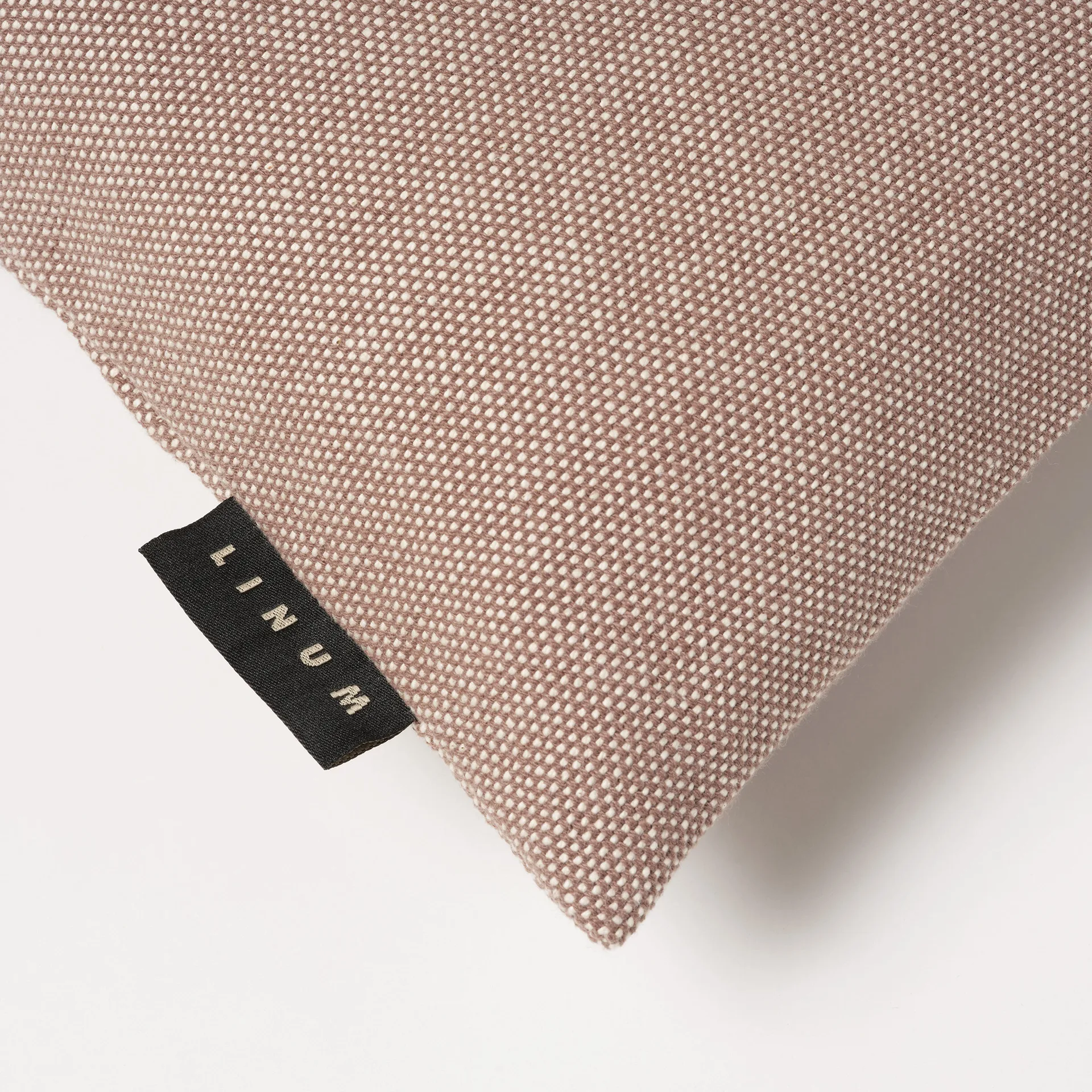 Pepper putetrekk 50x50 cm, Mørk muldvarpbrun Linum