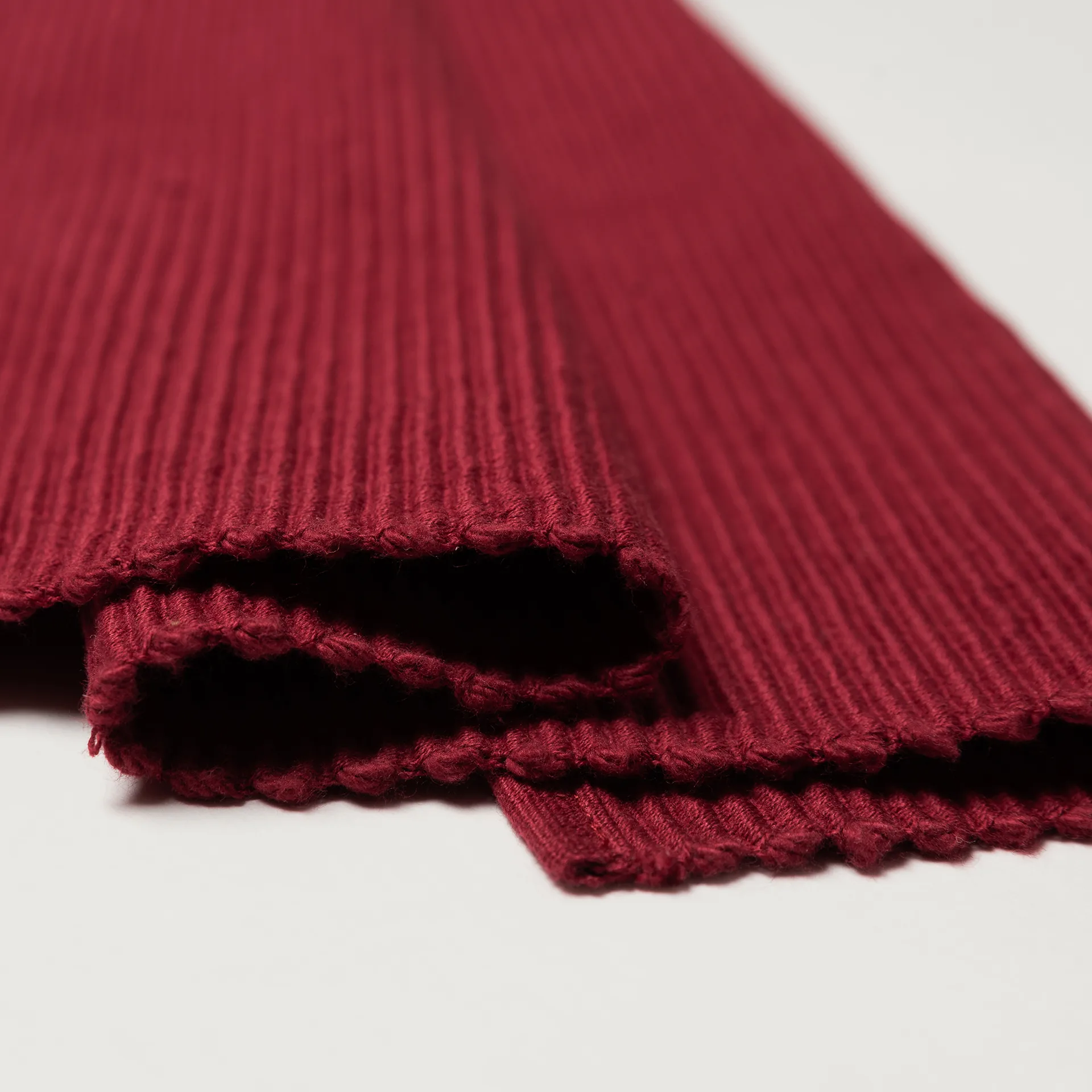 Uni bordsløper 45x150 cm, Rød Linum