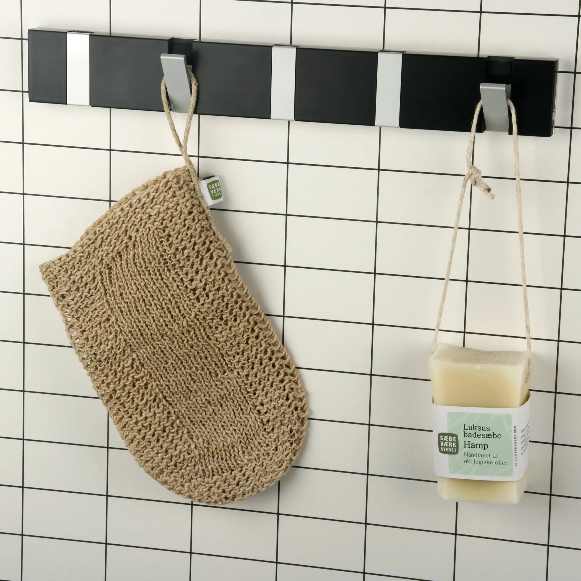 Loca Knax knaggrekke 33 cm kompositt, sort LoCa