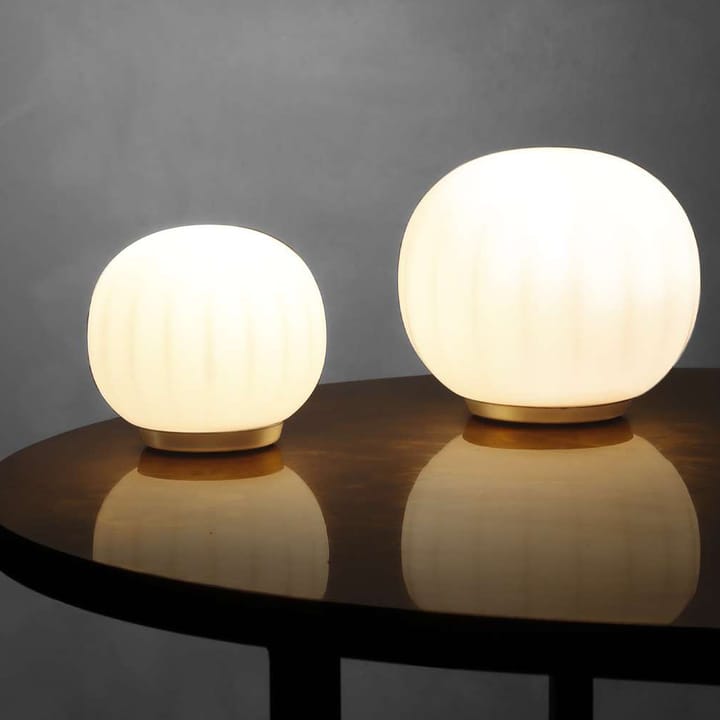Lita bordlampe, ø 18 cm, messingsokkel Luceplan