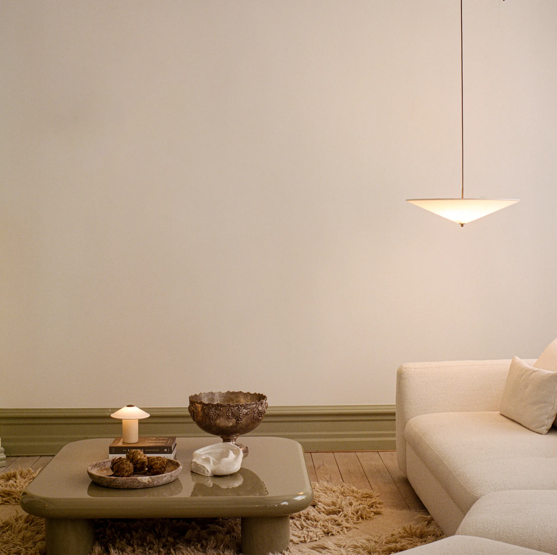 Futé 600 pendel, Aluminium LYFA