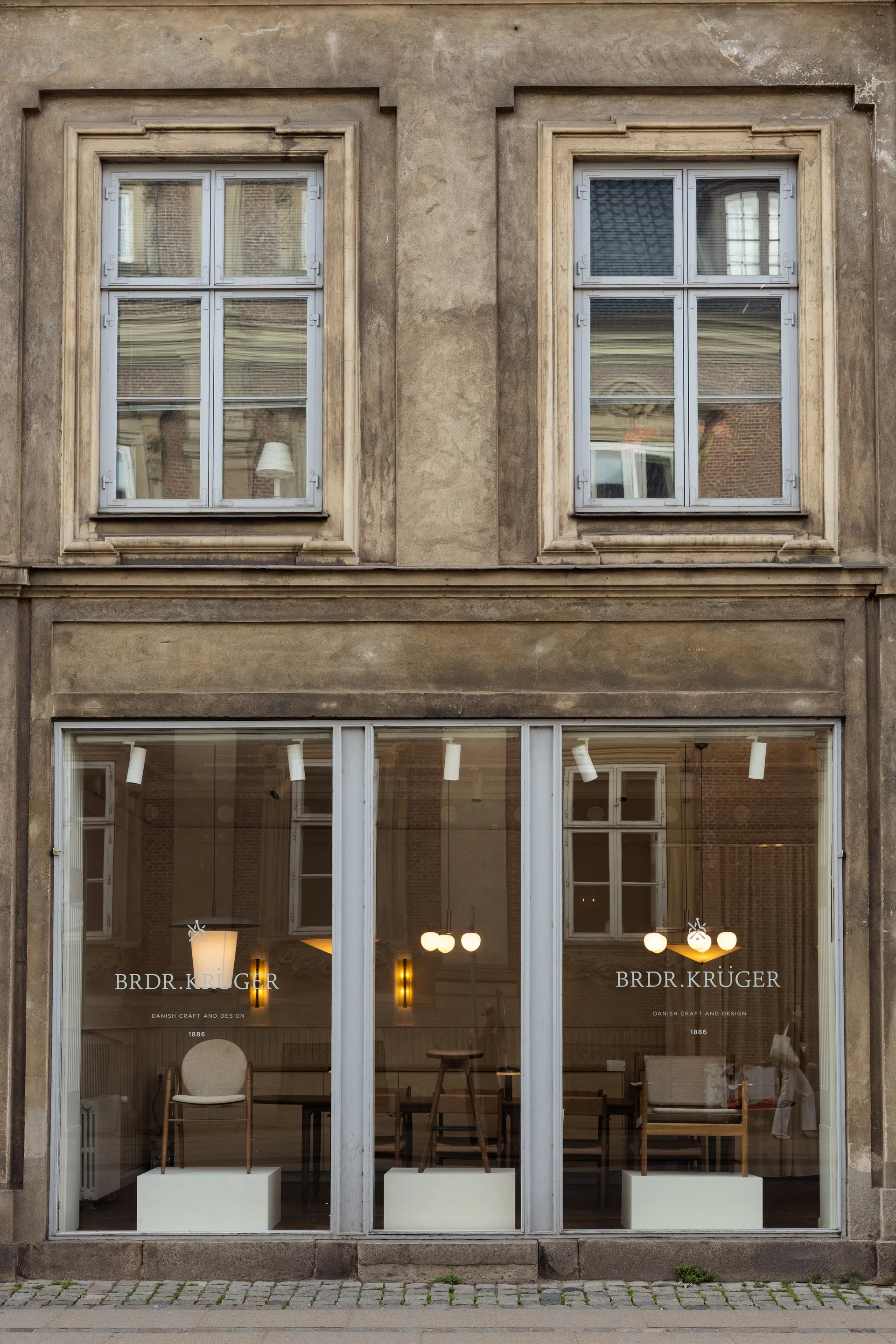 Toton 600 pendel, Bronze LYFA