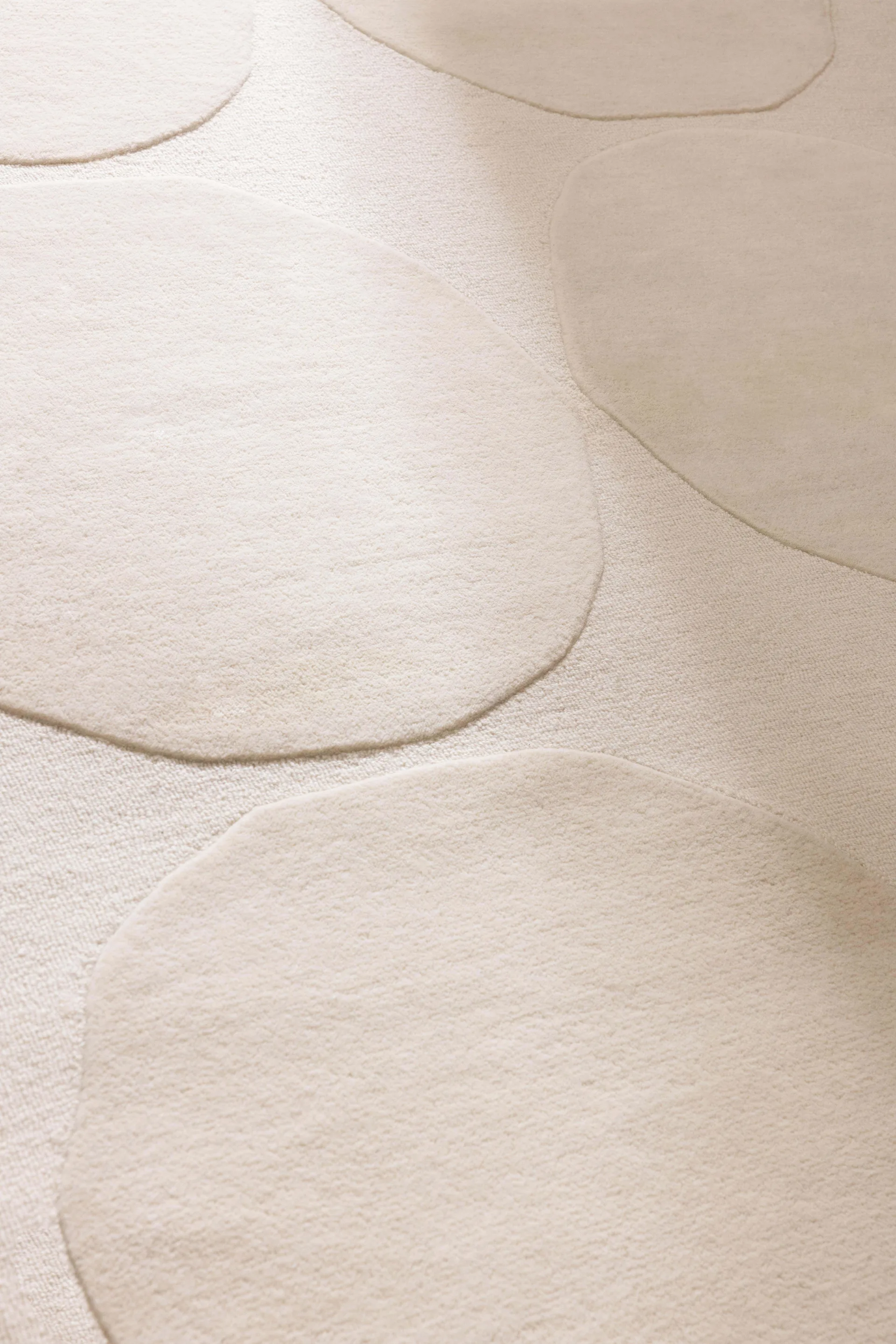 Isot Kvitet ullteppe, Natural White, 170x240 cm Marimekko