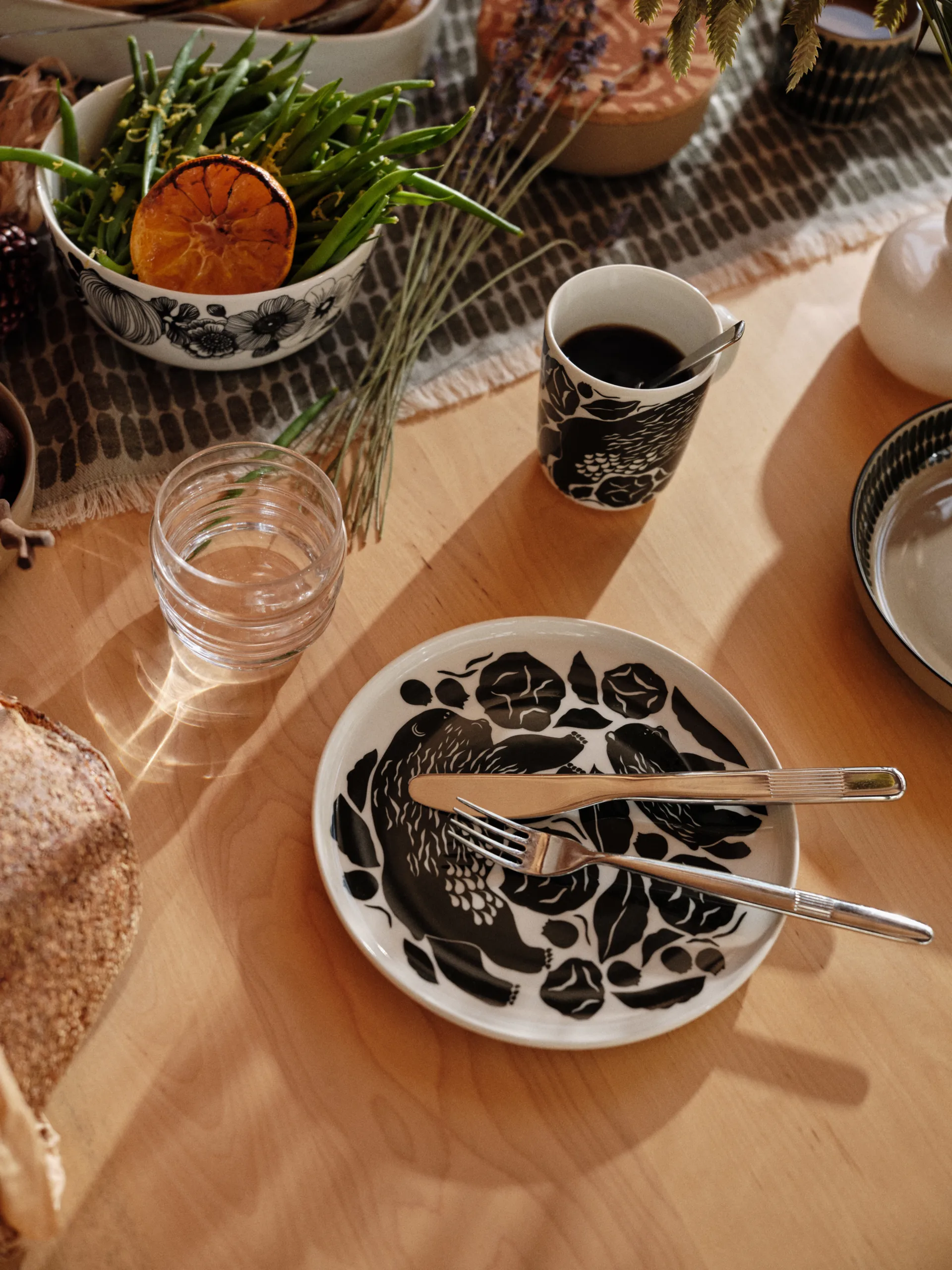 Karhuemo kopp 2,5 dl, Hvit-mørkegrønn Marimekko