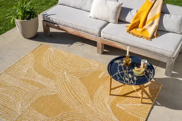 Kukat puhkeavat teppe outdoor - Straw, 140x200 cm - Marimekko
