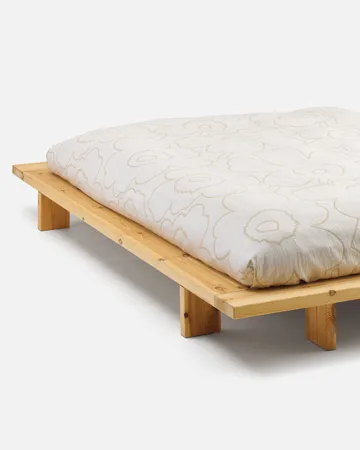 Piirto Unikko sengeteppe 260x260 cm - Ecru - Marimekko