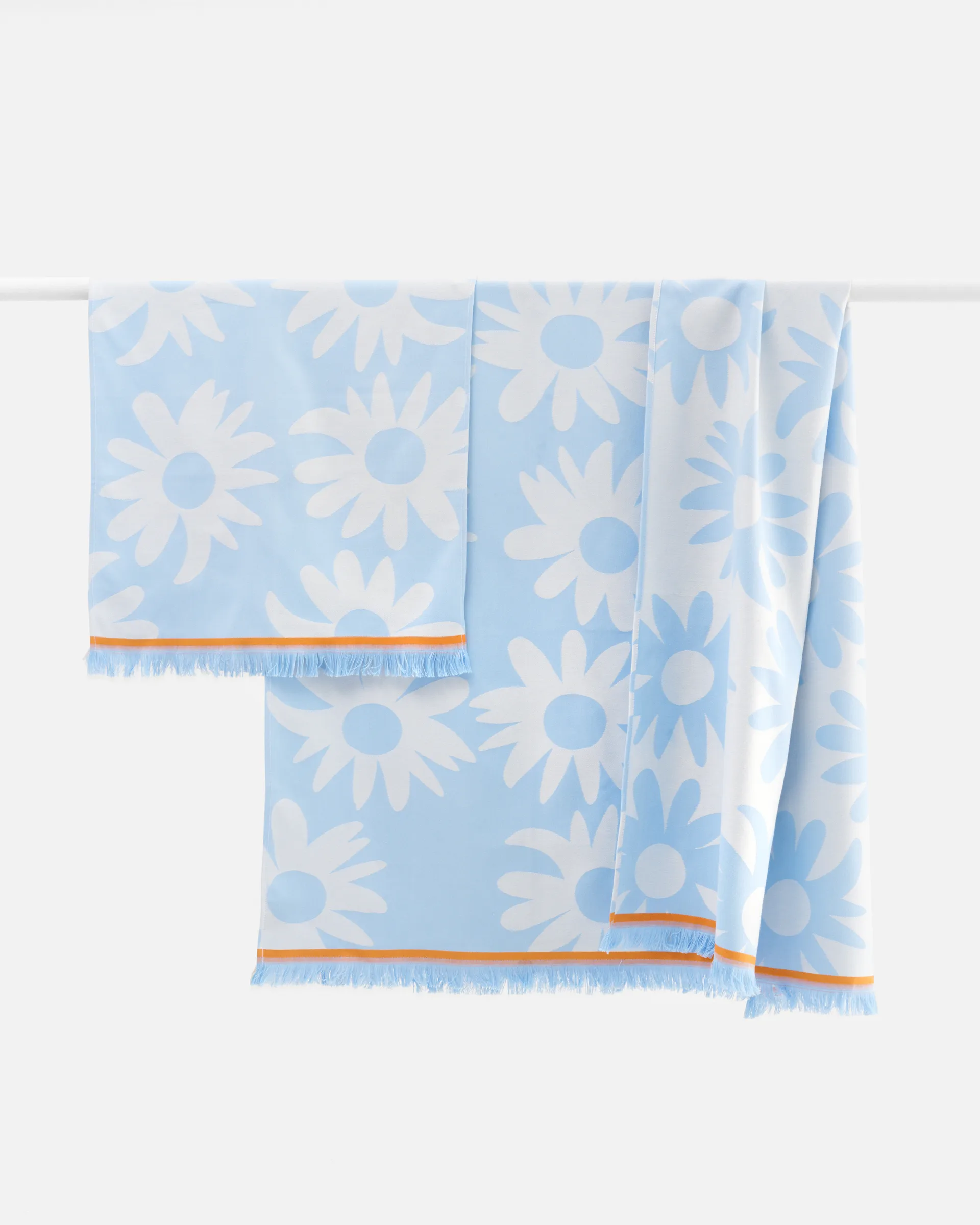 Rakastaa ei rakasta hamam badehåndkle 91x165 cm, Orange-Off-white-light blue Marimekko