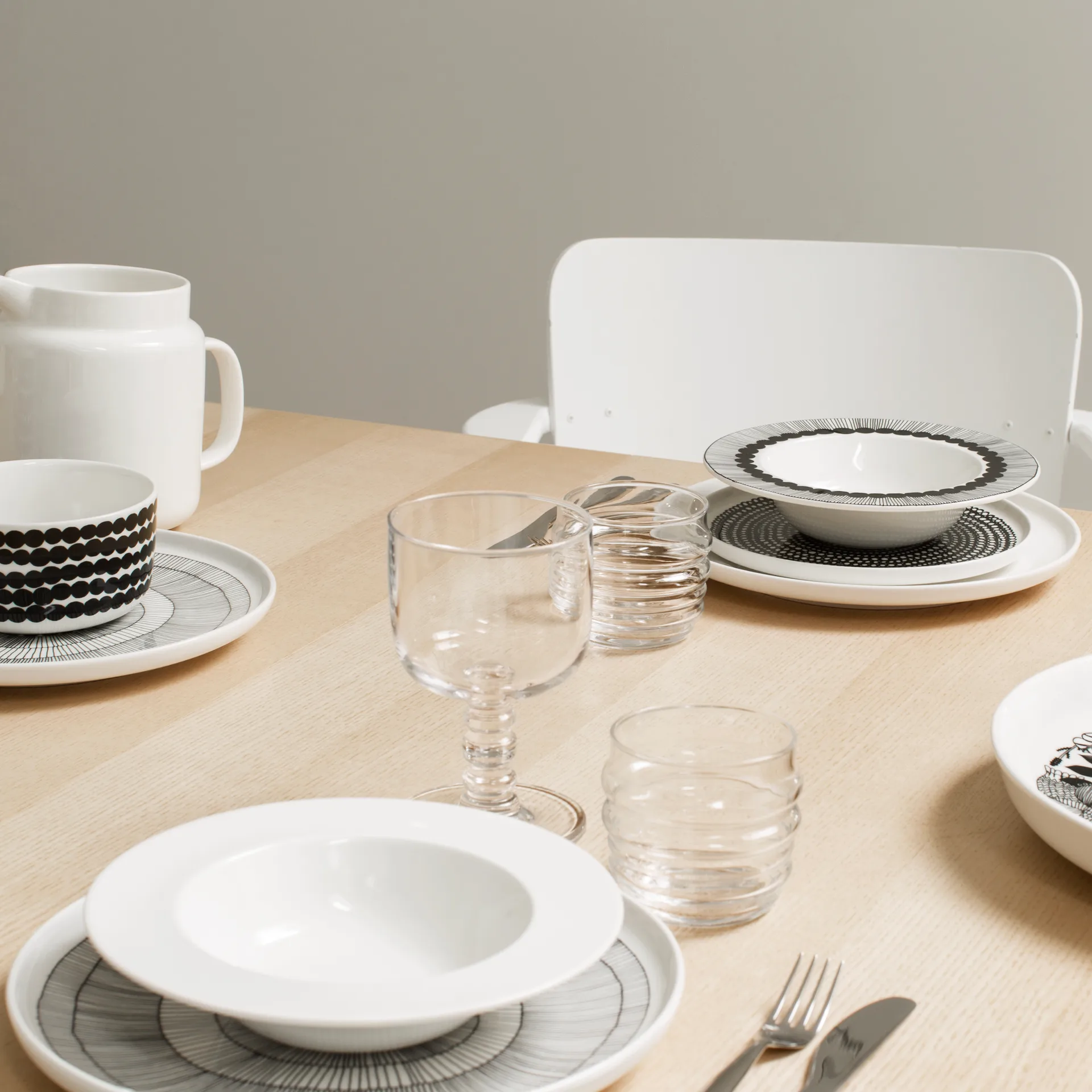 Siirtolapuutarha dyp tallerken Ø 20 cm 4-pk svart,  Marimekko