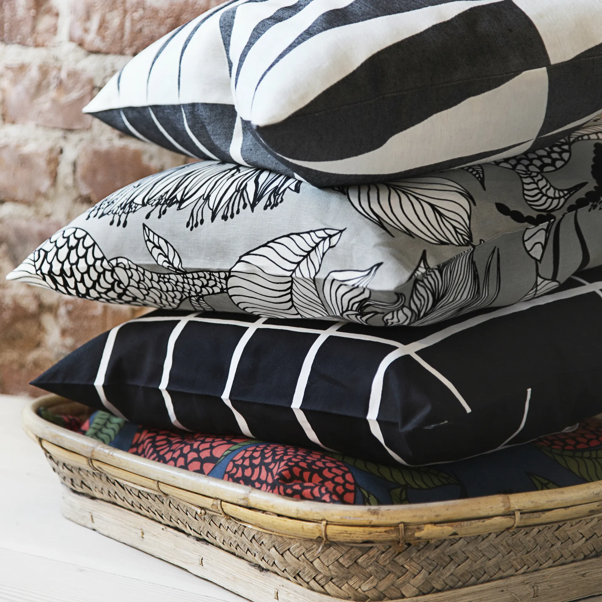 Tiiliskivi putetrekk, 50x50 cm Marimekko