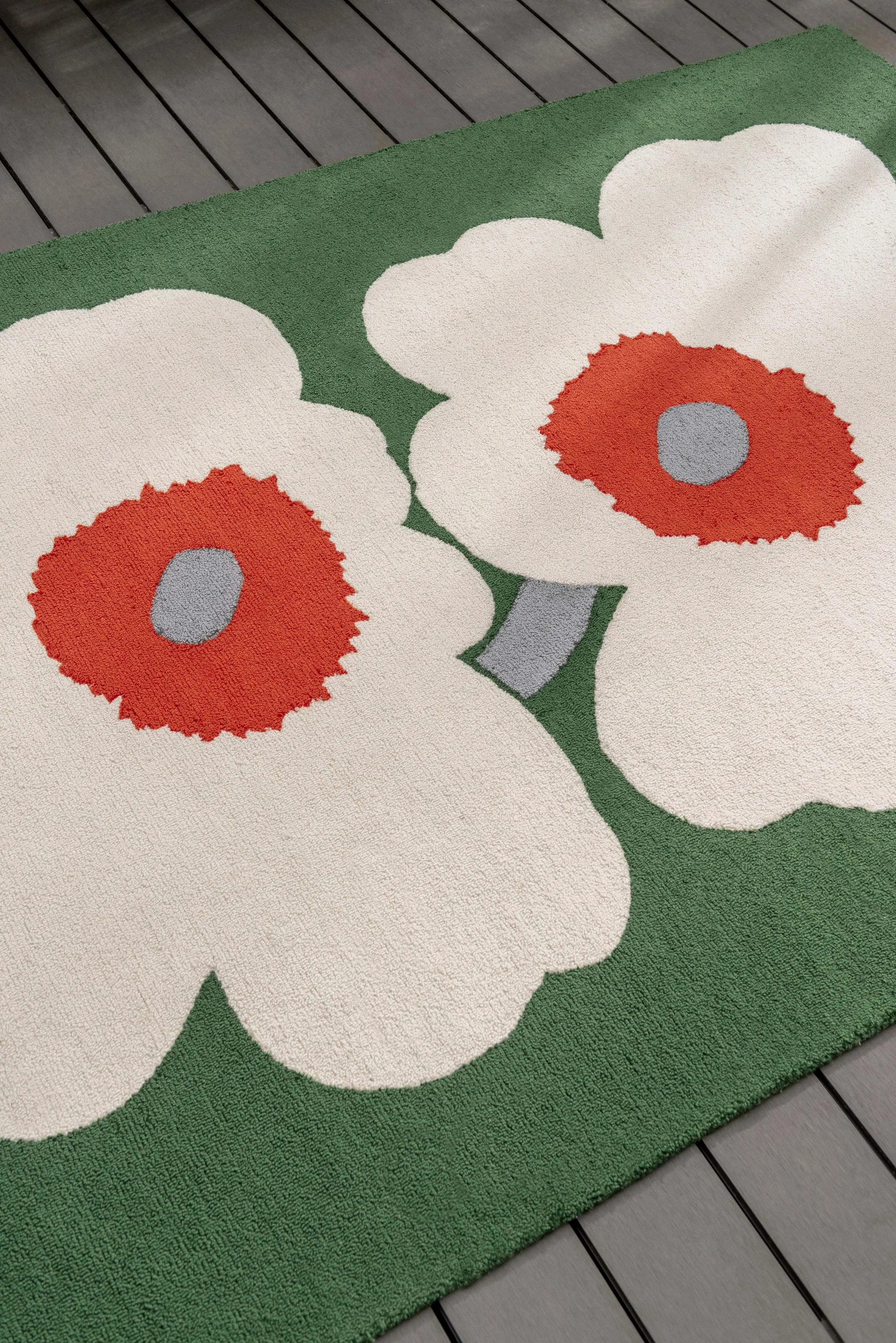 Unikko 60-årsjubileum tuftet plastteppe, 140x200 cm Marimekko