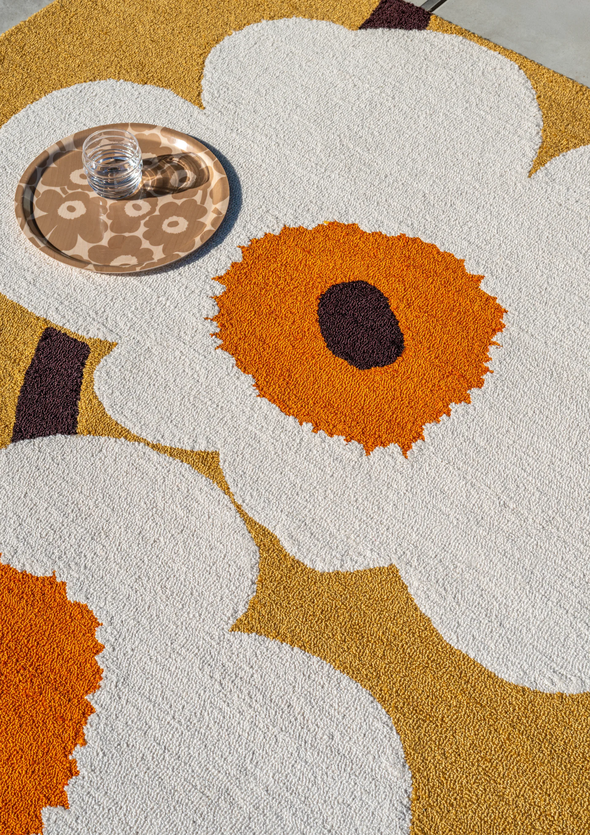 Unikko anniversary teppe outdoor, Honey, 140x200 cm Marimekko