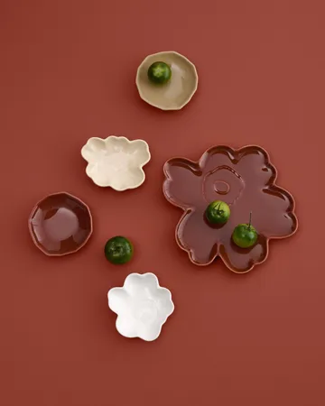 Unikko shape tallerken - Chestnut - Marimekko