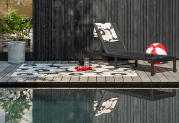 Unikko teppe outdoor - Charcoal-white, 250x350 cm - Marimekko