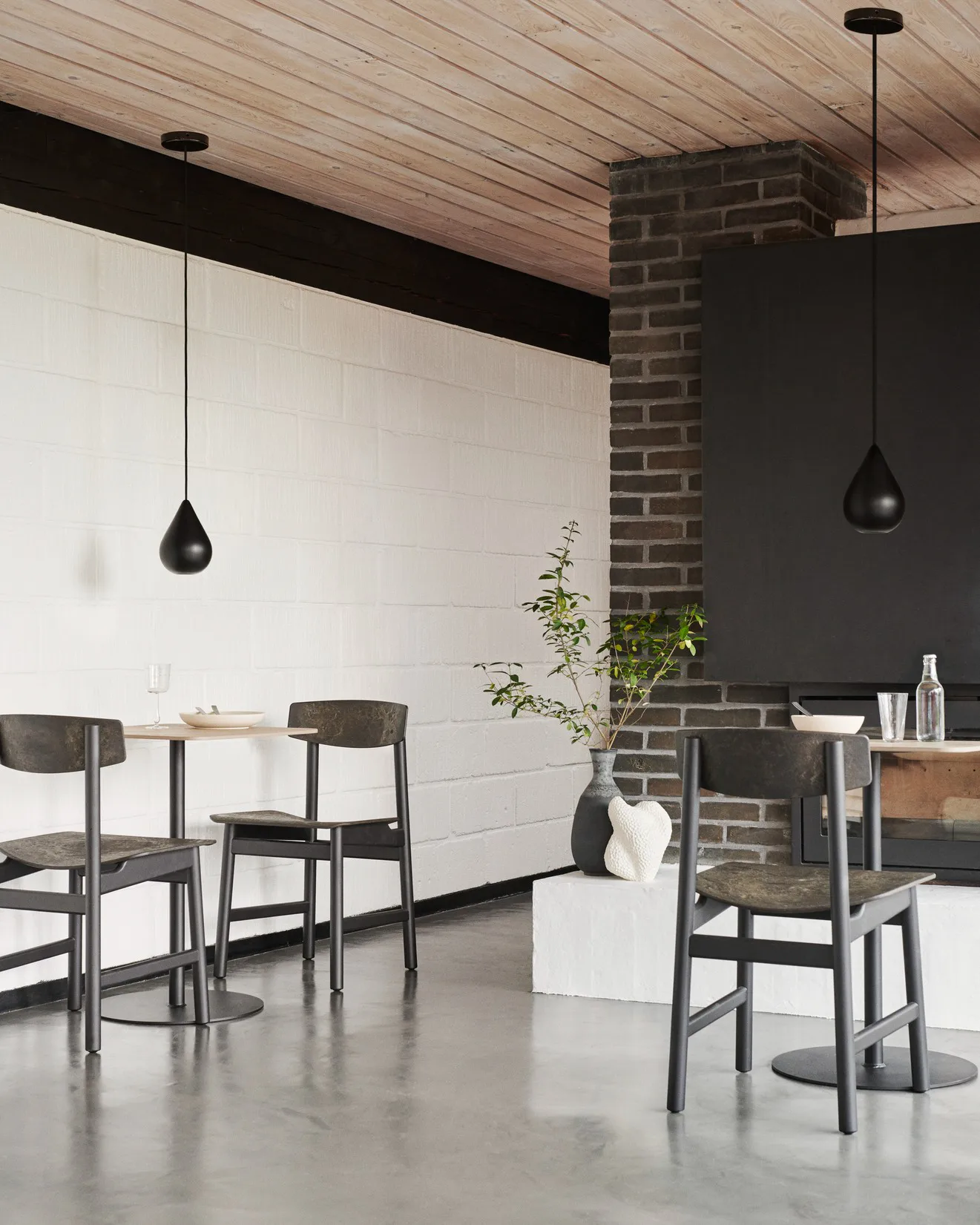 Conscious BM3162 stol, Black beech-coffee wate black Mater