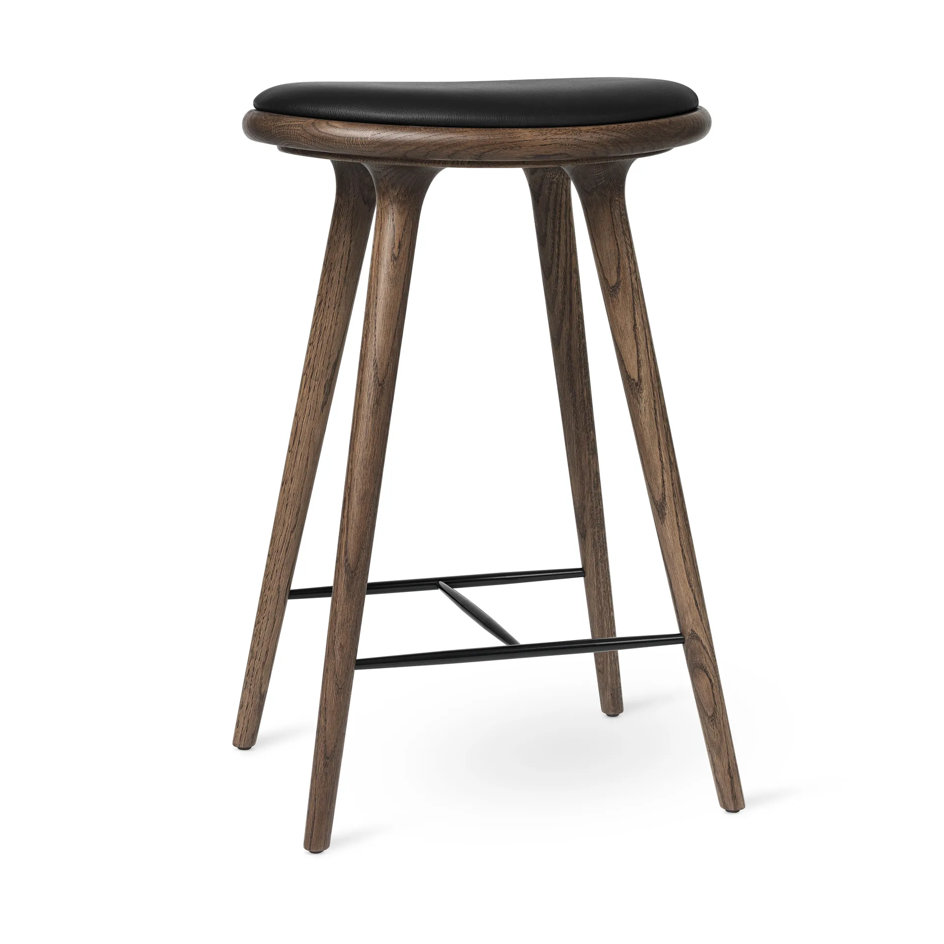 Mater high stool barkrakk lav 69 cm, skinn, svart, brunbeiset eikestativ Mater
