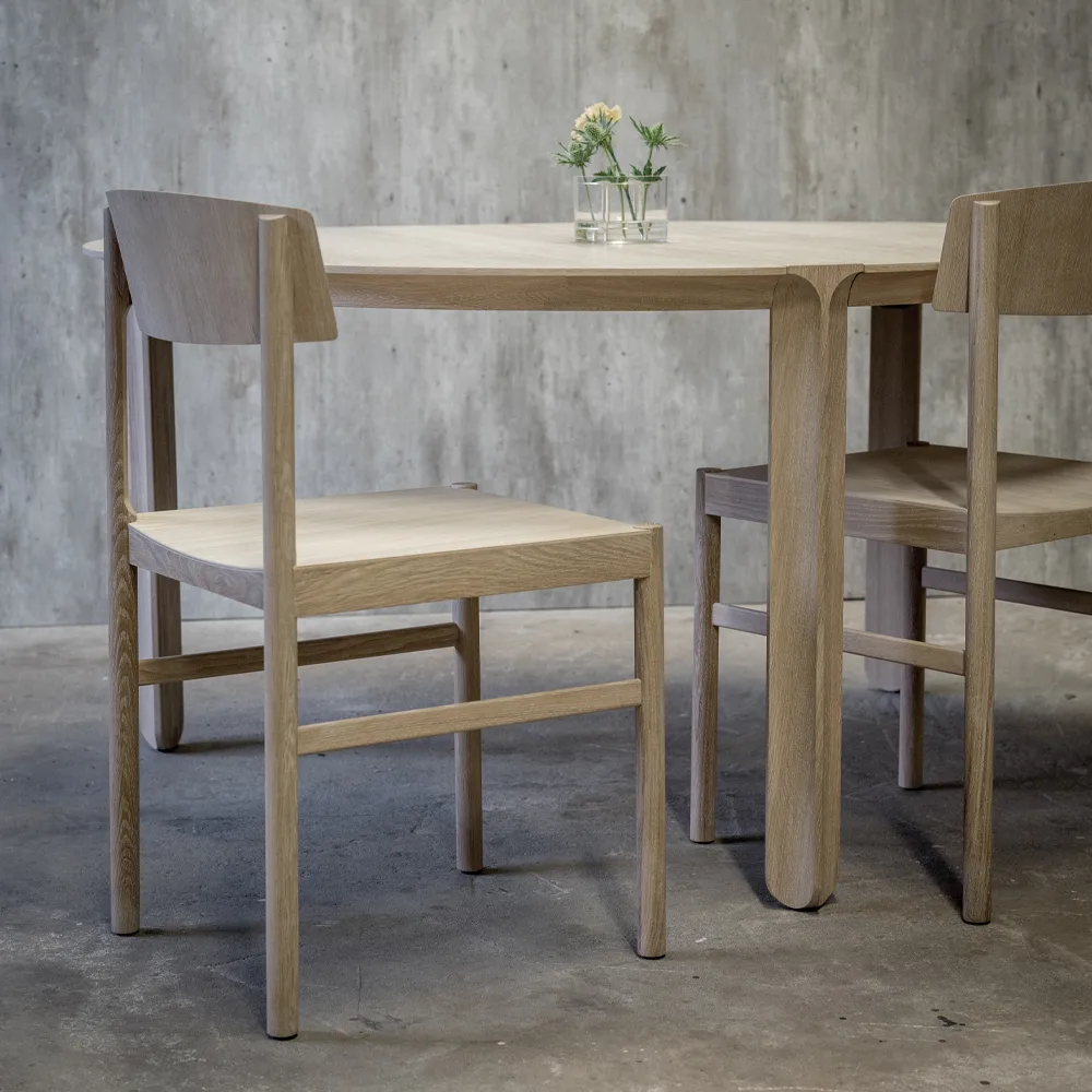 Amor spisebord rundt, eik hvitpigmentert hardvoksolje Mavis