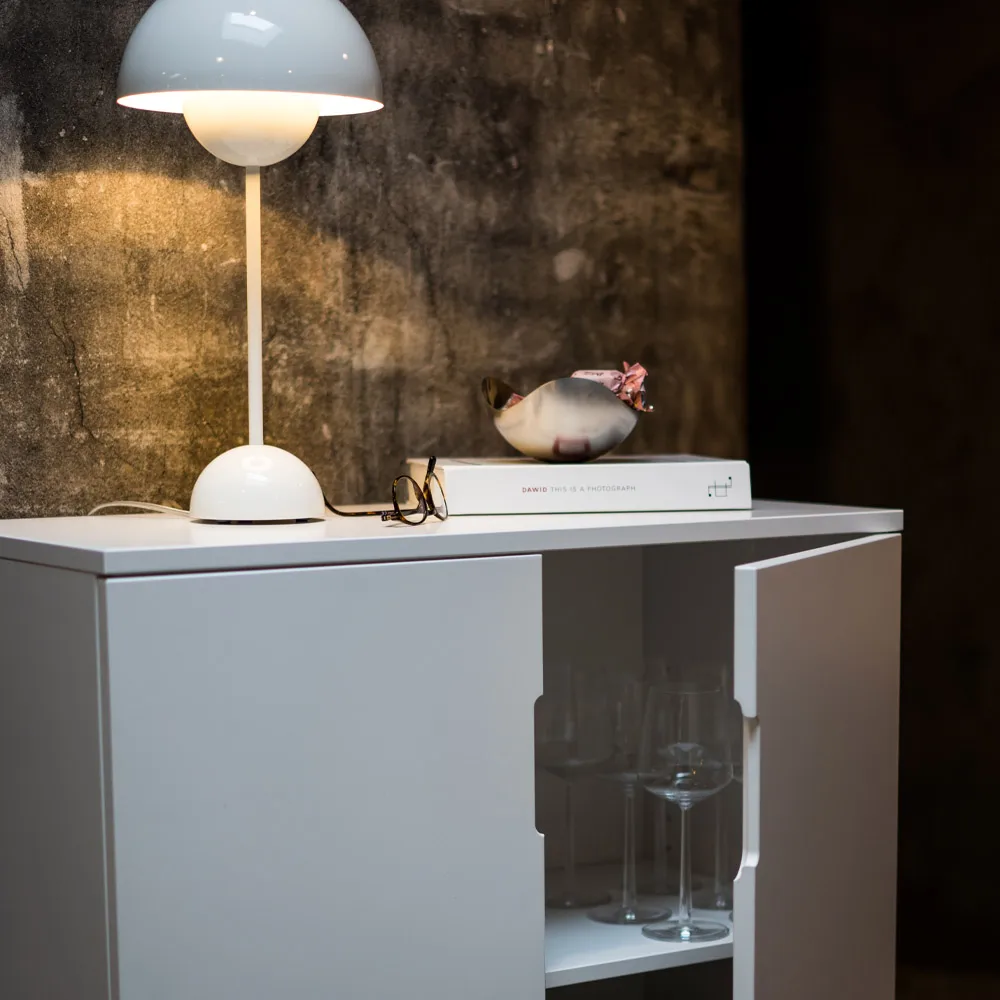 Aoko skap 120 cm, Vitolakk Mavis