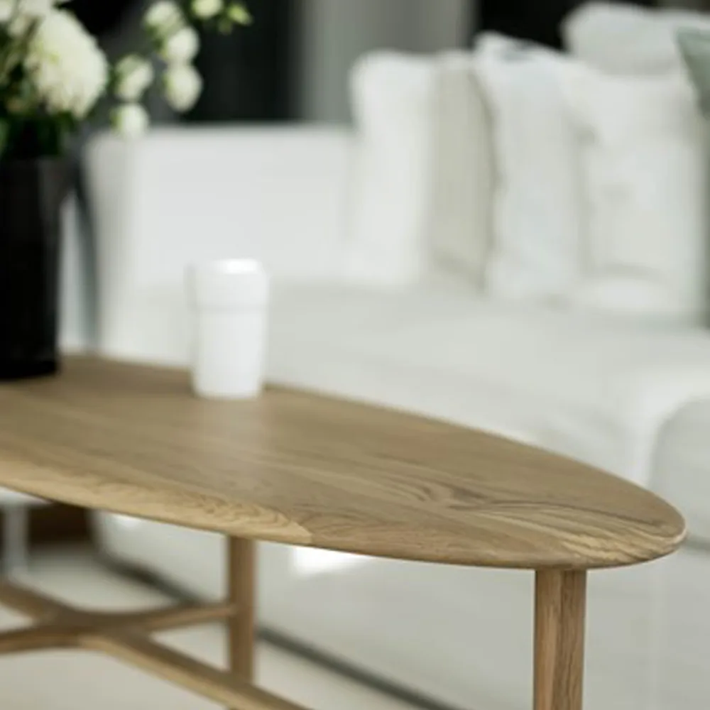 Crest sofabord ovalt, eik hvitpigmentert klarlakk, oval Mavis
