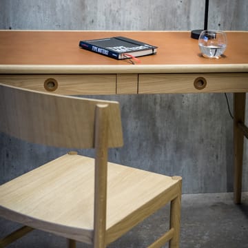 Höllviken skrivebord - lysegrå - Mavis