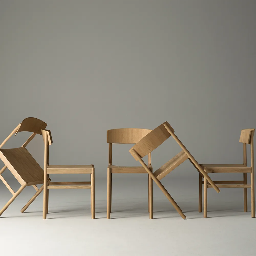 Rod stol, Hvitpigmentert mattlakkert eik Mavis