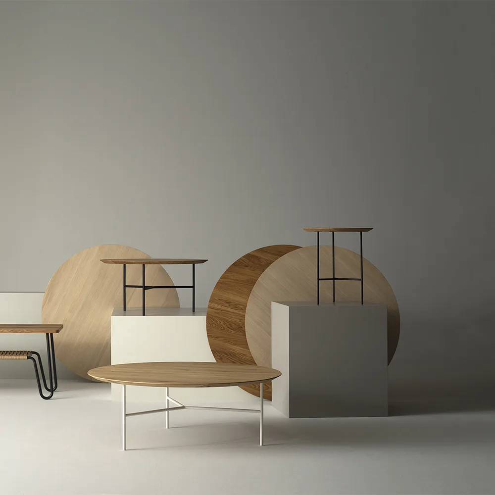 Tribeca sidebord, eikolje rustikk, svarte ben, ø47 cm Mavis