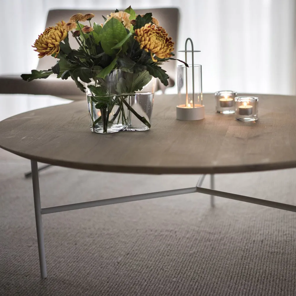 Tribeca sofabord, eik olje rustikk, svarte ben, ø110 Mavis