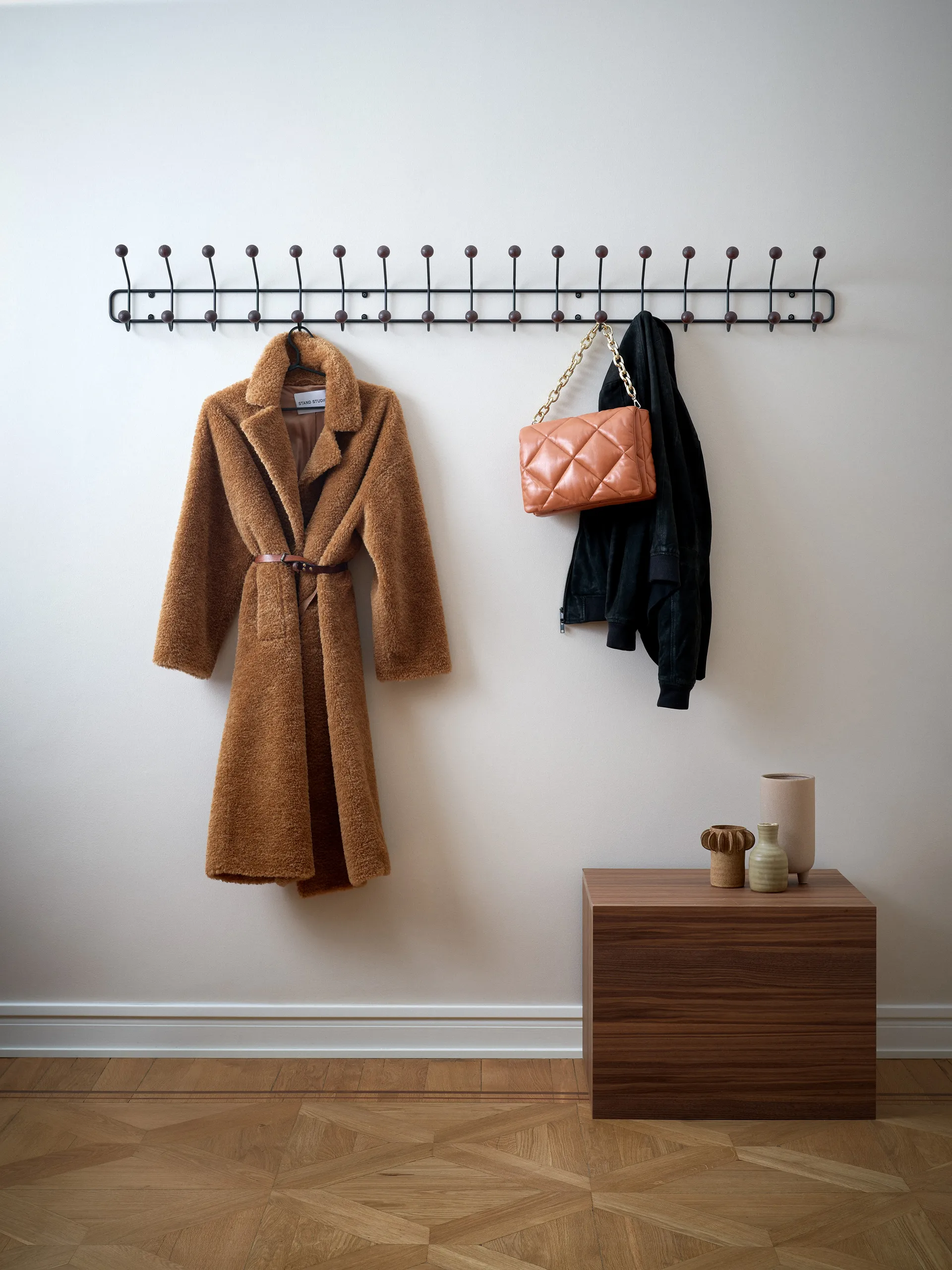 Bill Horizontal XL, Sort-mørkebrun Maze