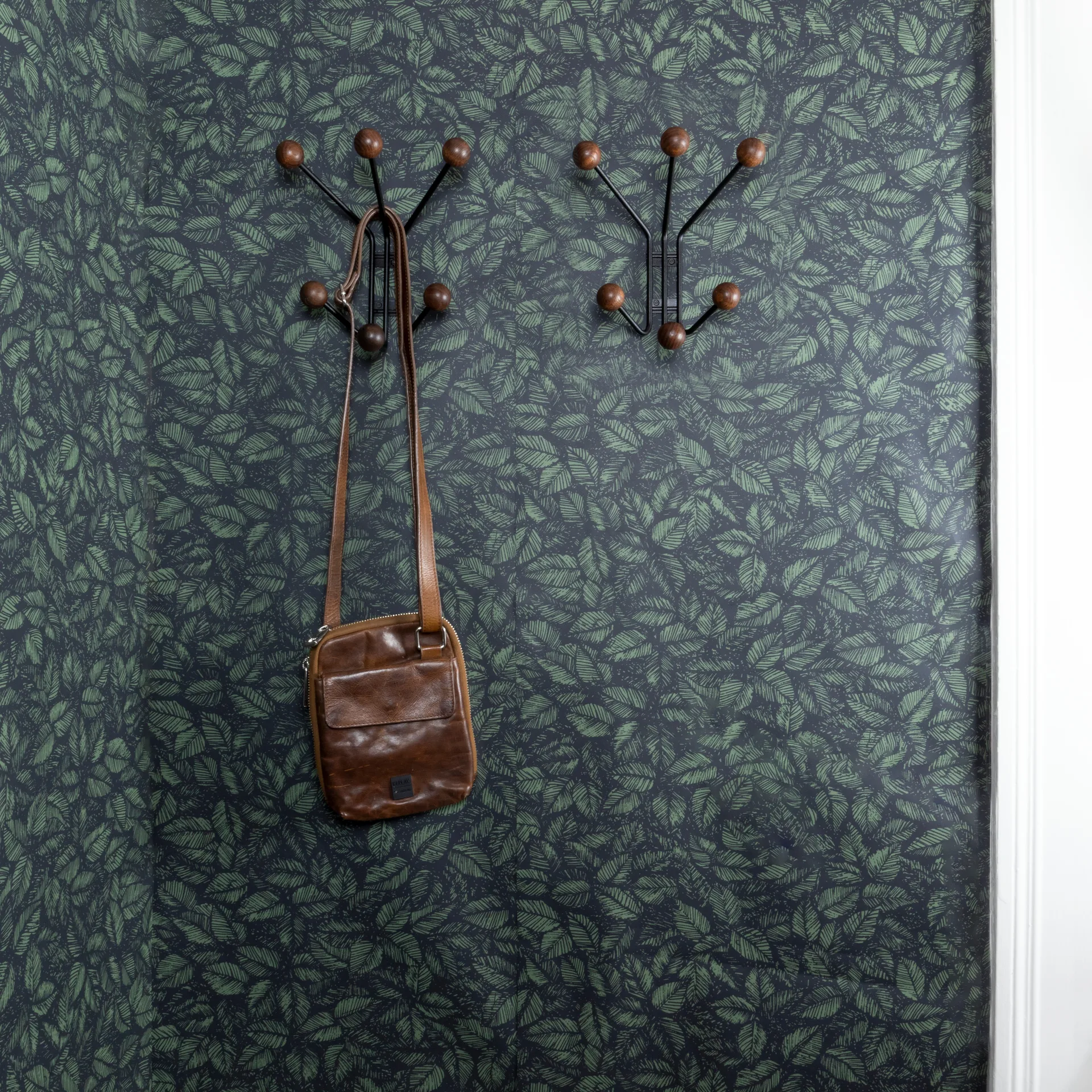 Bill XS kleshenger, Svart-mørkbrun Maze