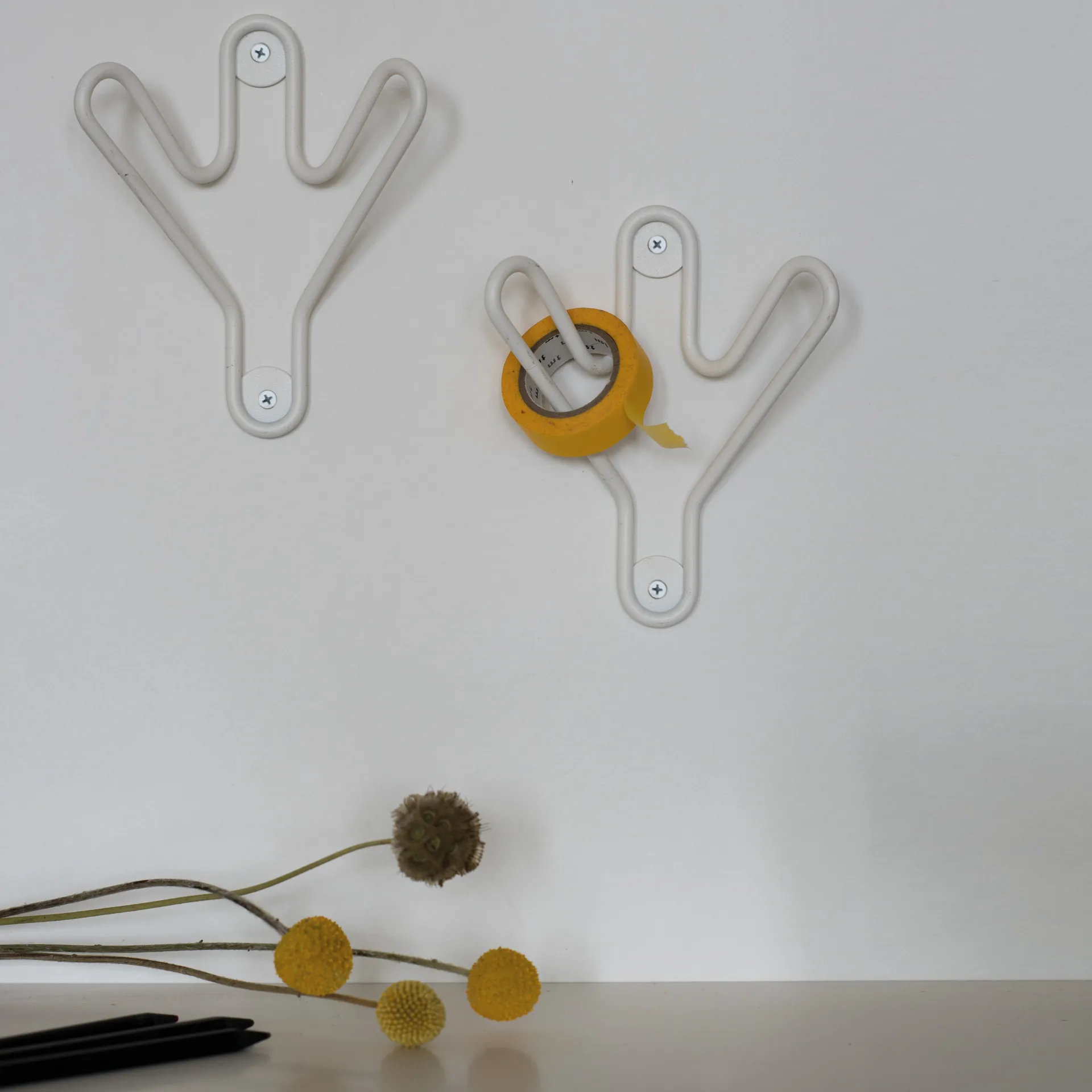 Buddy knagg, hvit Maze