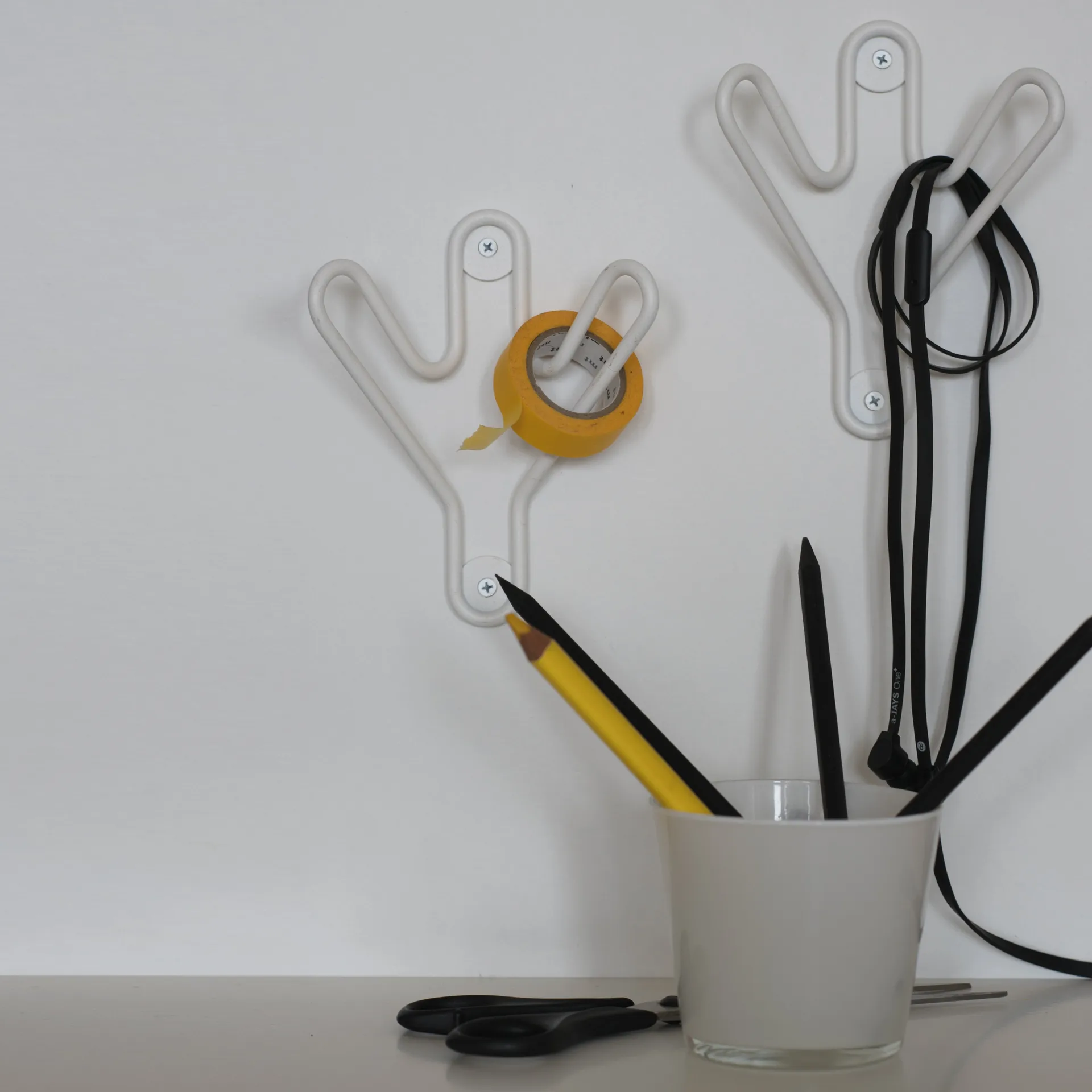 Buddy knagg, hvit Maze