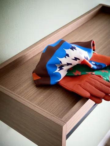 Gentle hattehylle - Valnøtt, 78x15x32 cm - Maze