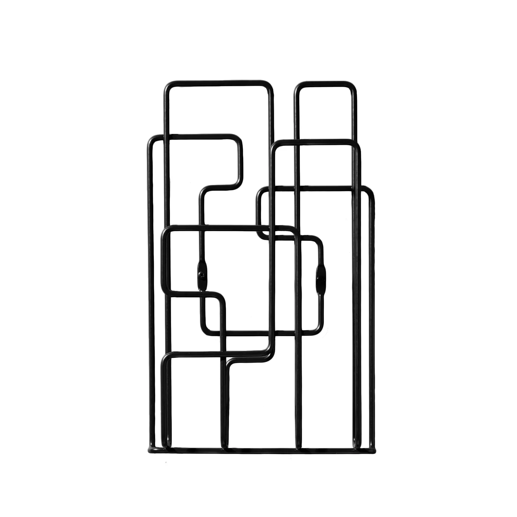 Little Saturday avishylle, Svart Maze