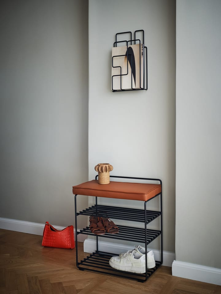 Lower East Seat hylle-krakk 50 x 28 x 58 cm, Black-cognac leather Maze