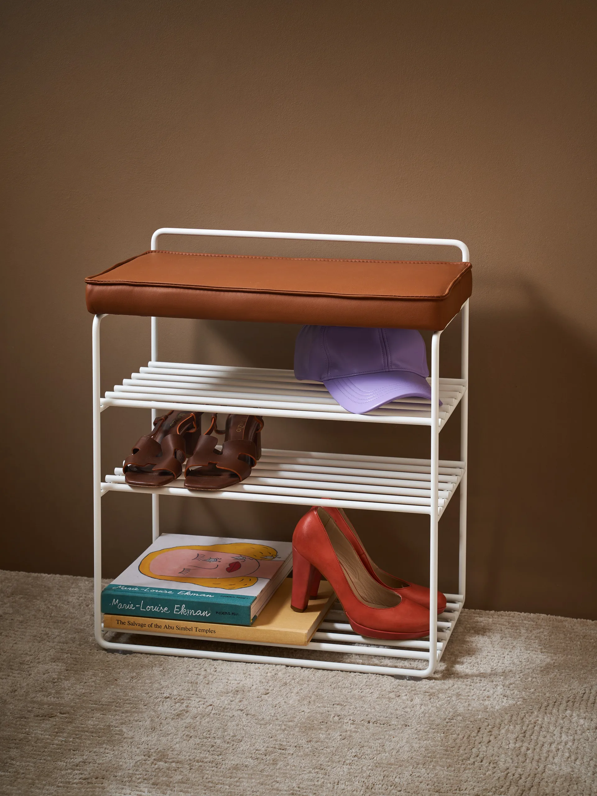 Lower East Seat hylle-krakk 50 x 28 x 58 cm, White-cognac leather Maze