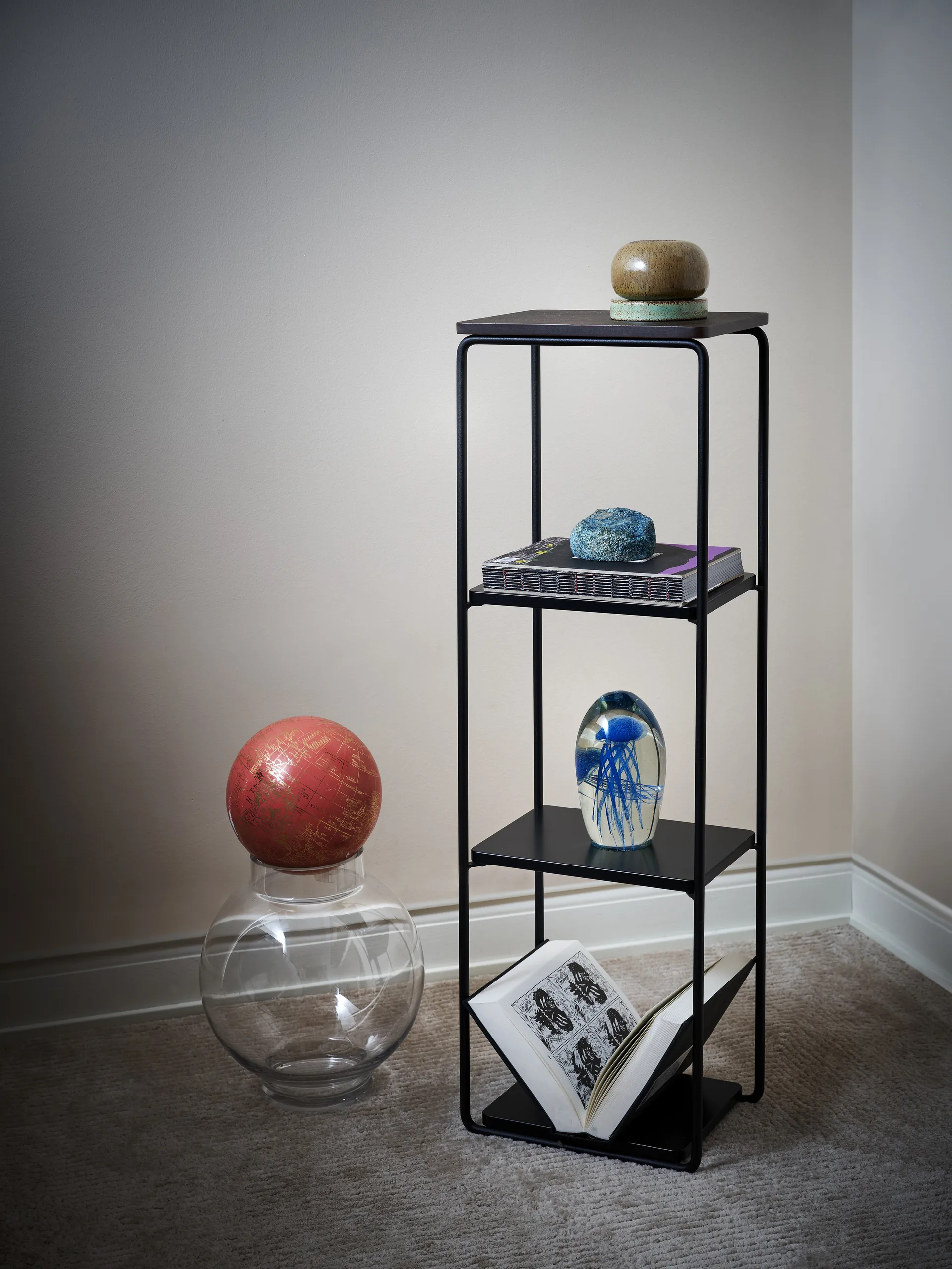 Mixrack Floor Shelf L hylle 26 x 19 x 82,2 cm, Stained oak-black Maze